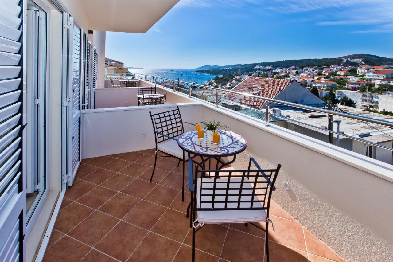 Apartments And Rooms Marija Hvar Town Kültér fotó